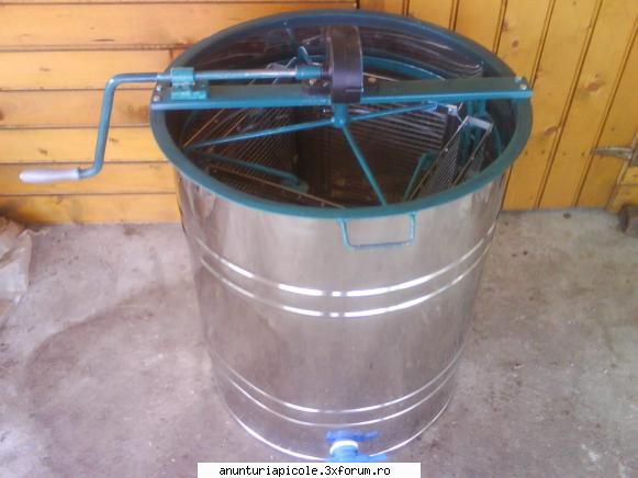 vand centrifuga inox ruseasca vand centrifuge inox pentru patru rame, pretul 1500 ron.tel: jud
